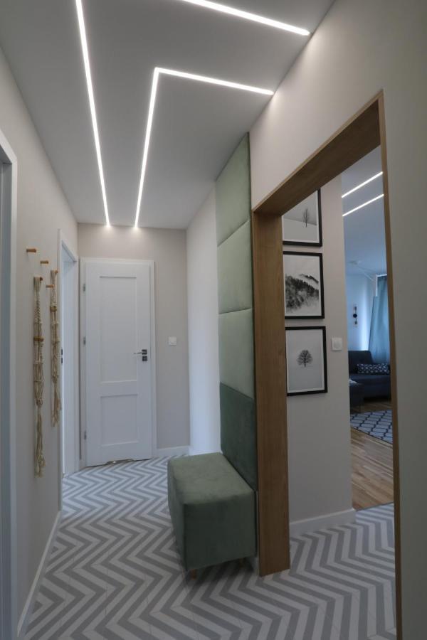 Romaszewskiego Zoliborz Bedroom Pokoj Metro Warszawa Exteriör bild