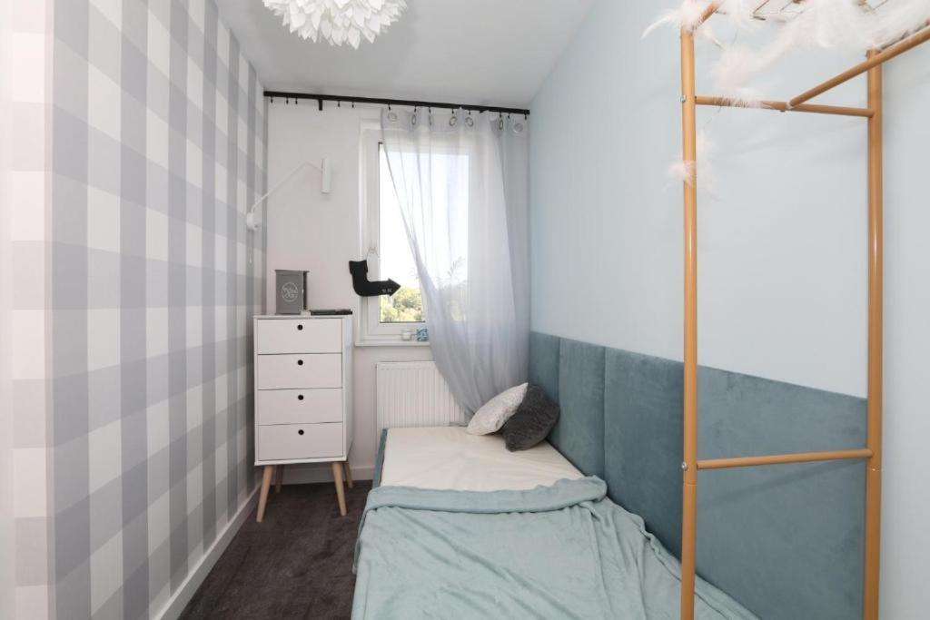 Romaszewskiego Zoliborz Bedroom Pokoj Metro Warszawa Exteriör bild