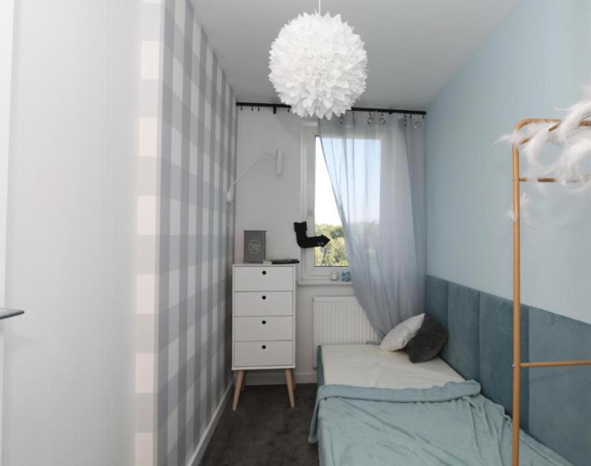 Romaszewskiego Zoliborz Bedroom Pokoj Metro Warszawa Exteriör bild
